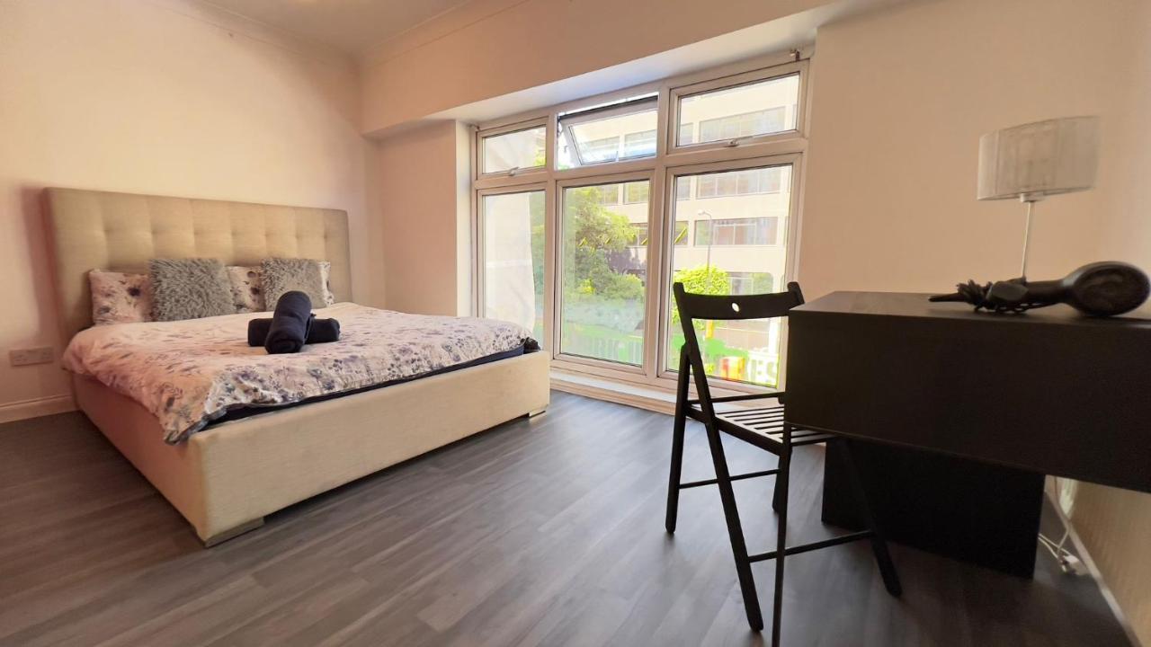 Aldgate Rooms Londra Exterior foto