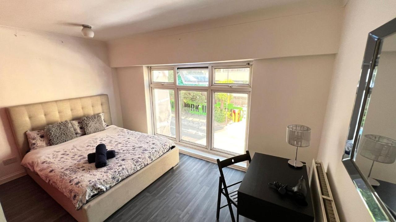 Aldgate Rooms Londra Exterior foto