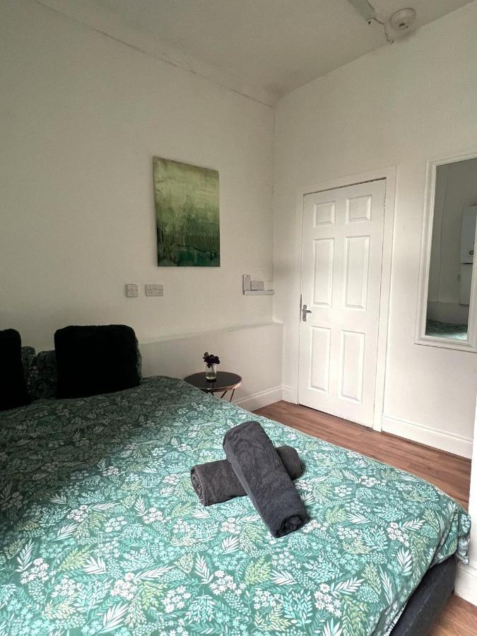 Aldgate Rooms Londra Exterior foto