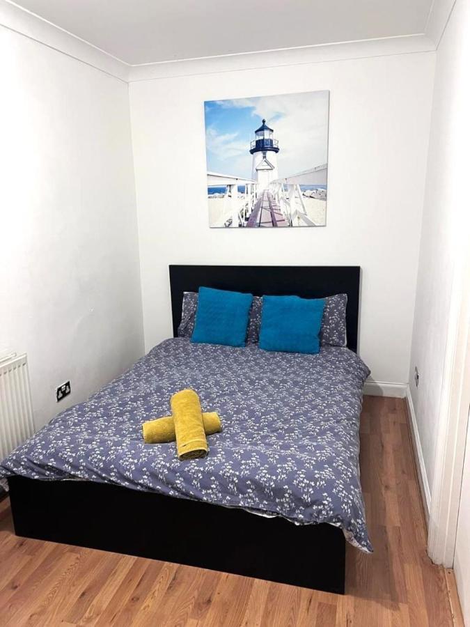 Aldgate Rooms Londra Exterior foto